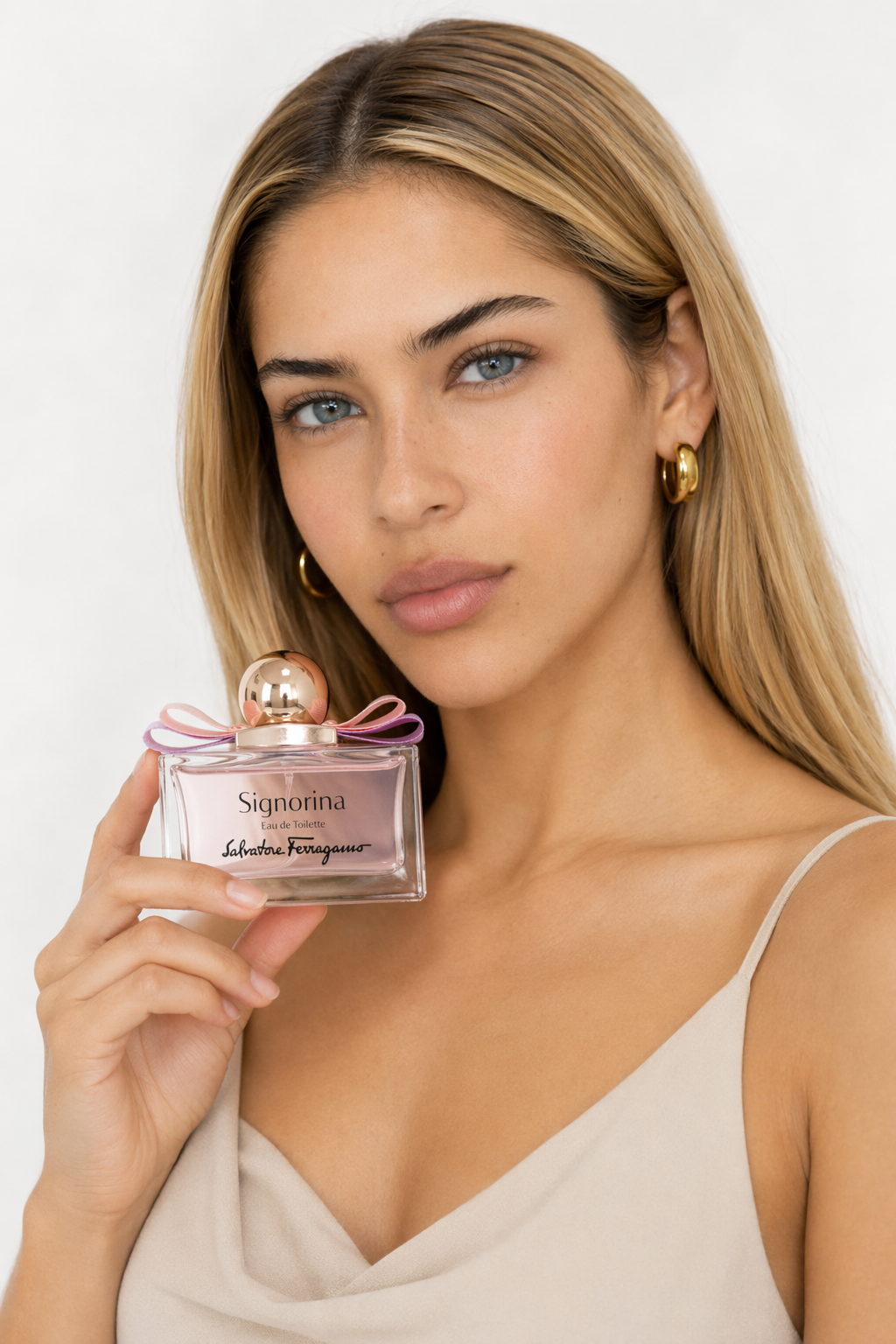 Signorina Eau De Toilette Spray By Salvatore Ferragamo Default